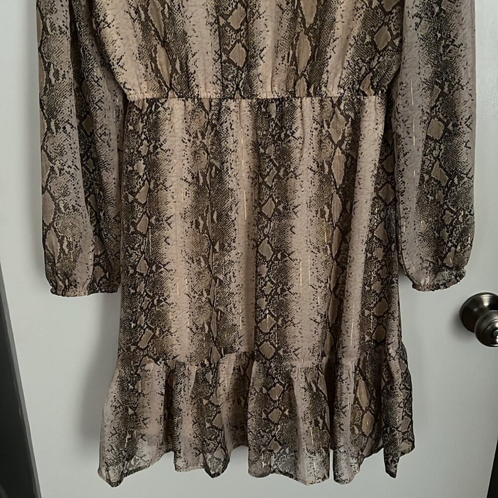 Reserved Dress - Picture 6 of 8